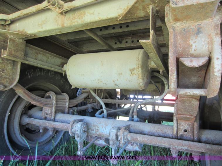 image for item D5513 1978 Dorsey 42' dry van trailer