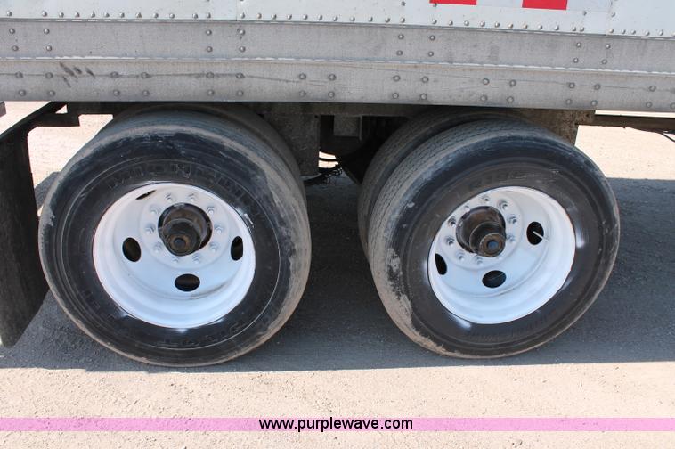 image for item D7865 2001 Great Dane dry van trailer