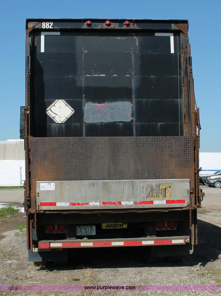 image for item D7866 2000 Great Dane dry van trailer