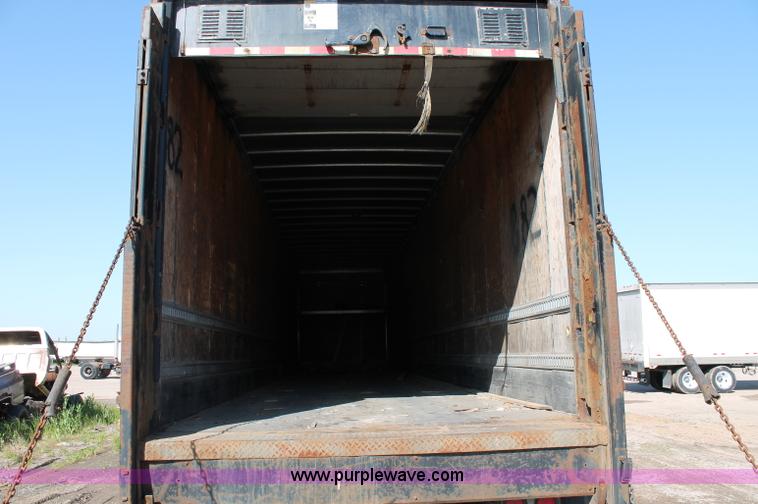 image for item D7866 2000 Great Dane dry van trailer