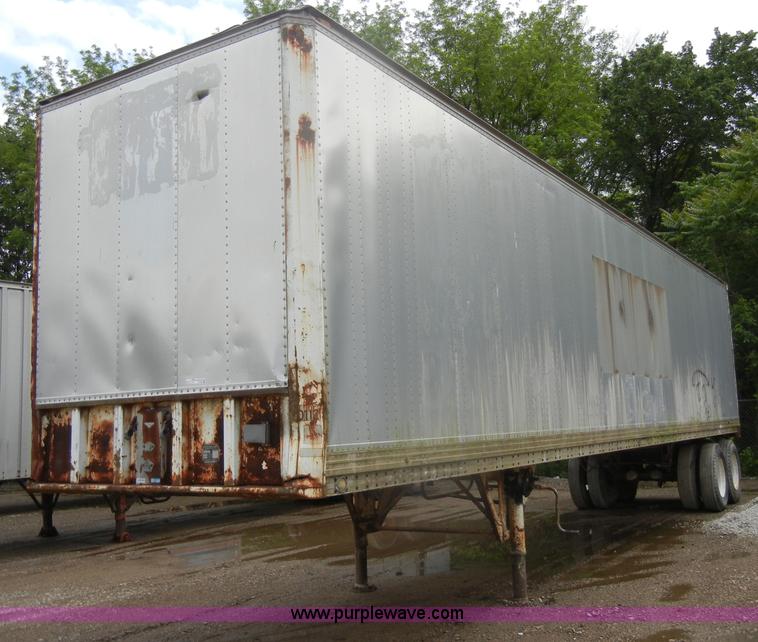 image for item K9198 1974 Gindy 42' dry van trailer