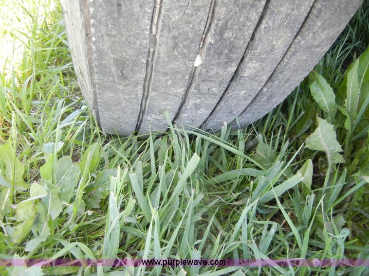 image for item K9750 1997 IH Eagle 9300 semi truck