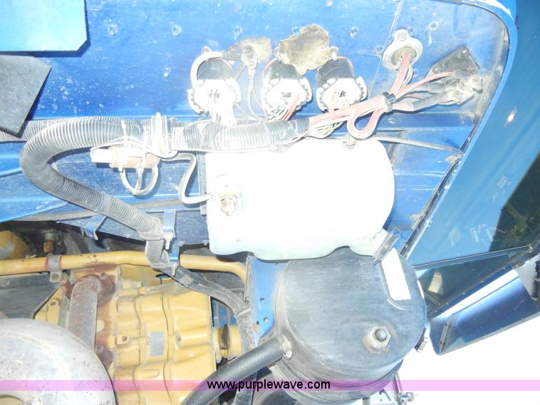 image for item K9750 1997 IH Eagle 9300 semi truck