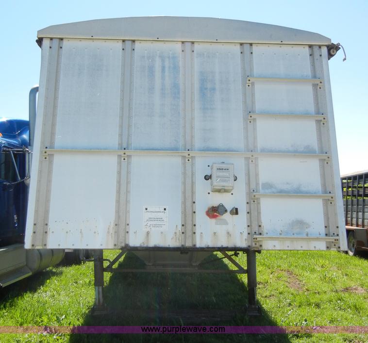 image for item K9759 1989 Merritt T 43' grain trailer