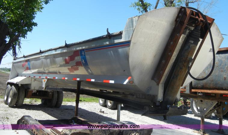 image for item K9760 1996 American 39' aluminum barrel end dump trailer