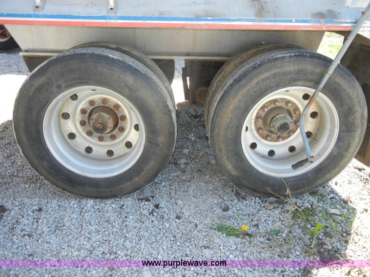 image for item K9760 1996 American 39' aluminum barrel end dump trailer