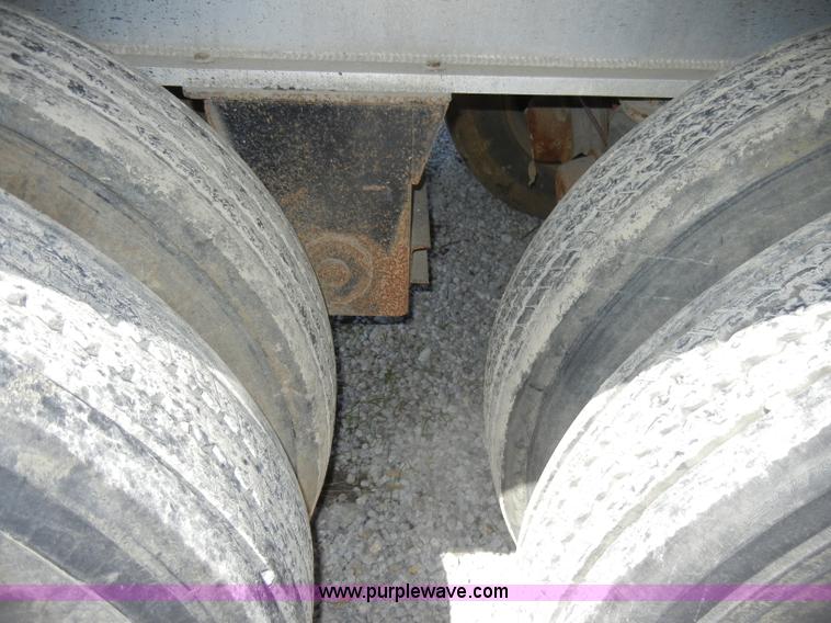 image for item K9760 1996 American 39' aluminum barrel end dump trailer