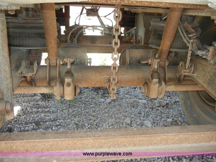 image for item K9760 1996 American 39' aluminum barrel end dump trailer