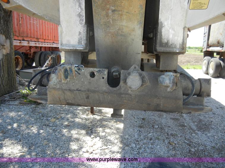 image for item K9760 1996 American 39' aluminum barrel end dump trailer