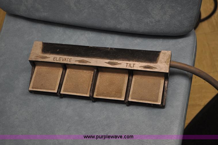 image for item A5872 Ritter F medical examination chair