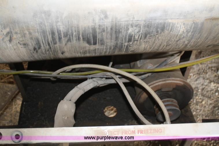 image for item B6596 2004 Excell pressure washer and steam cleaner