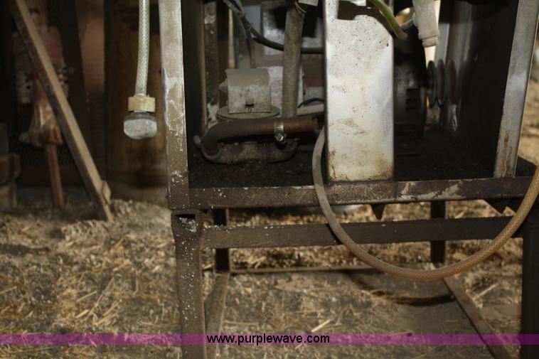 image for item B6596 2004 Excell pressure washer and steam cleaner