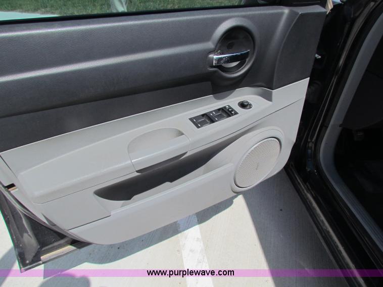 image for item B7253 2007 Dodge Charger