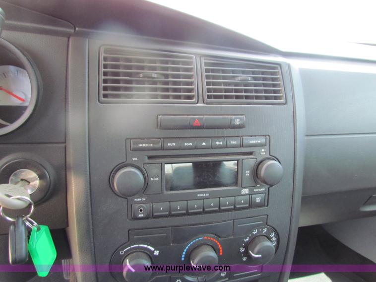 image for item B7253 2007 Dodge Charger