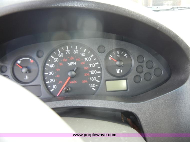 image for item C4360 2007 Ford Focus SE