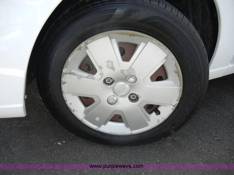 image for item C4360 2007 Ford Focus SE