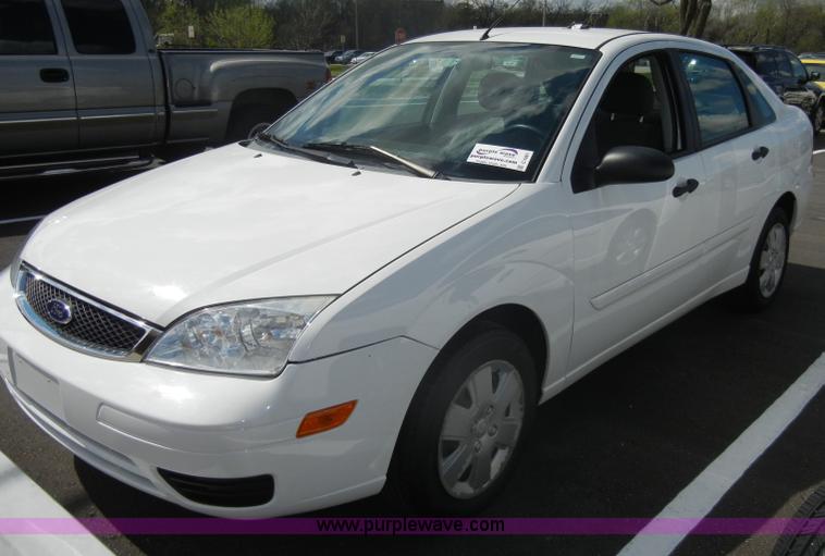 image for item C4361 2007 Ford Focus SE