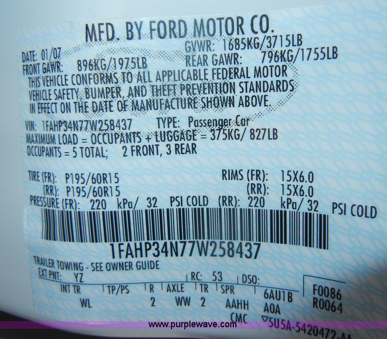 image for item C4361 2007 Ford Focus SE