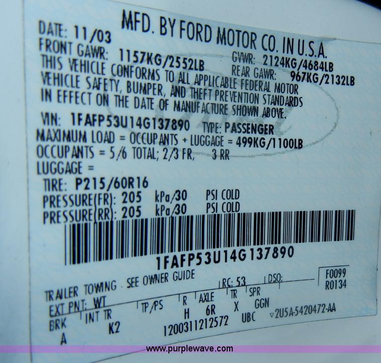 image for item C4367 2004 Ford Tauras SE