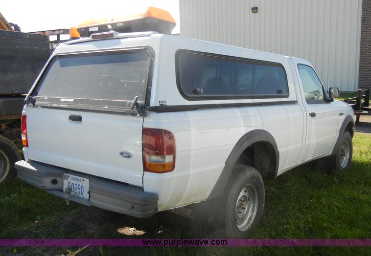 image for item D4021 1997 Ford Ranger pickup truck