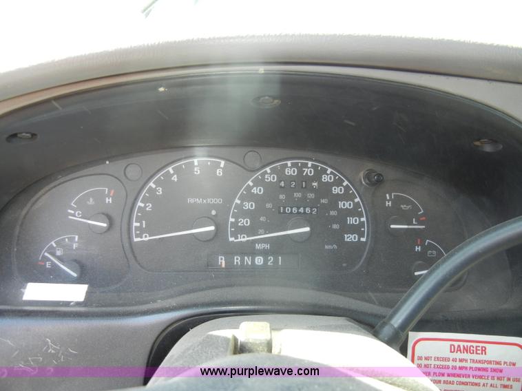 image for item D4021 1997 Ford Ranger pickup truck