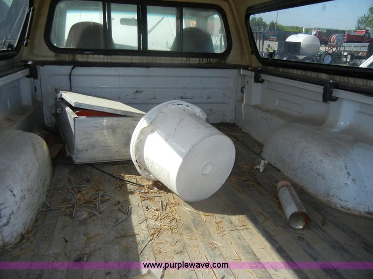 image for item D4021 1997 Ford Ranger pickup truck