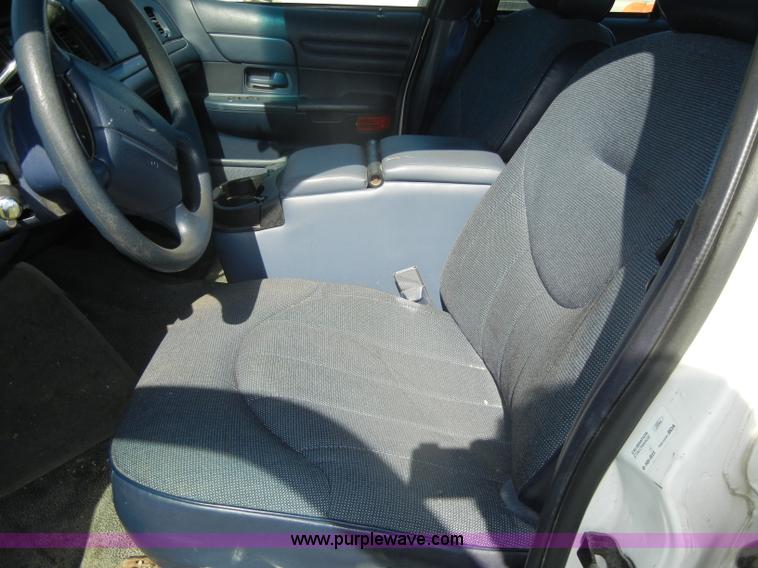 image for item D4023 1996 Ford Crown Victoria
