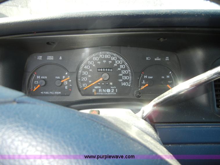 image for item D4023 1996 Ford Crown Victoria