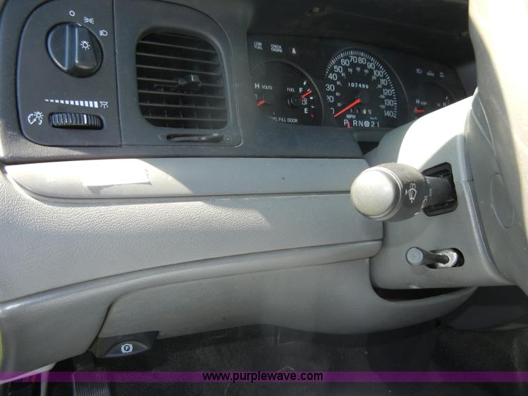 image for item D4024 2003 Ford Crown Victoria Police Interceptor