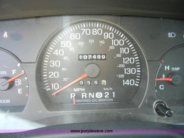 image for item D4024 2003 Ford Crown Victoria Police Interceptor