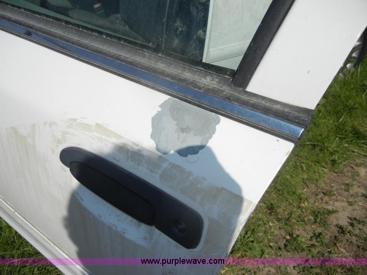 image for item D4024 2003 Ford Crown Victoria Police Interceptor