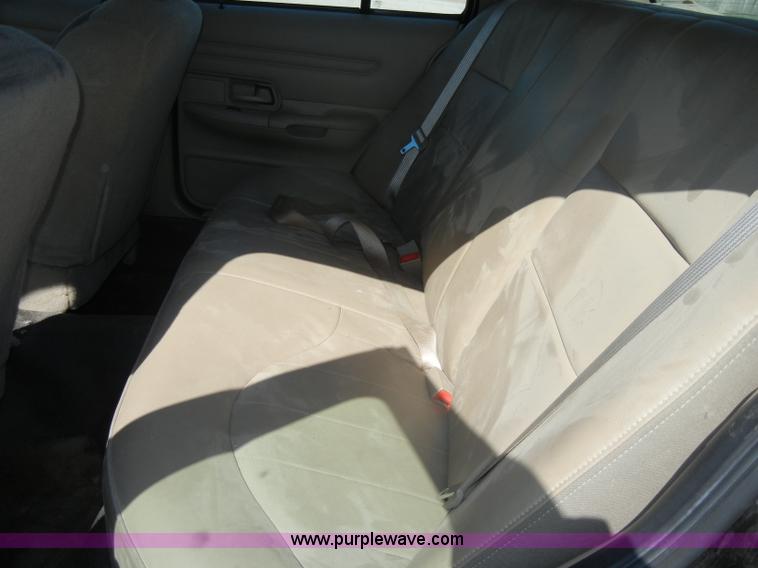 image for item D4025 2001 Ford Crown Victoria Police Interceptor