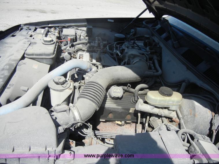 image for item D4025 2001 Ford Crown Victoria Police Interceptor