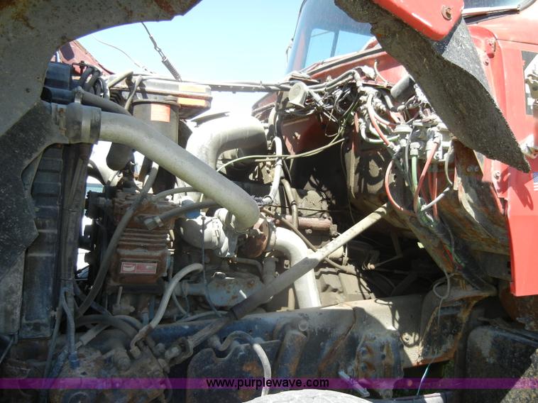 image for item D4034 1992 Ford L8000 dump truck