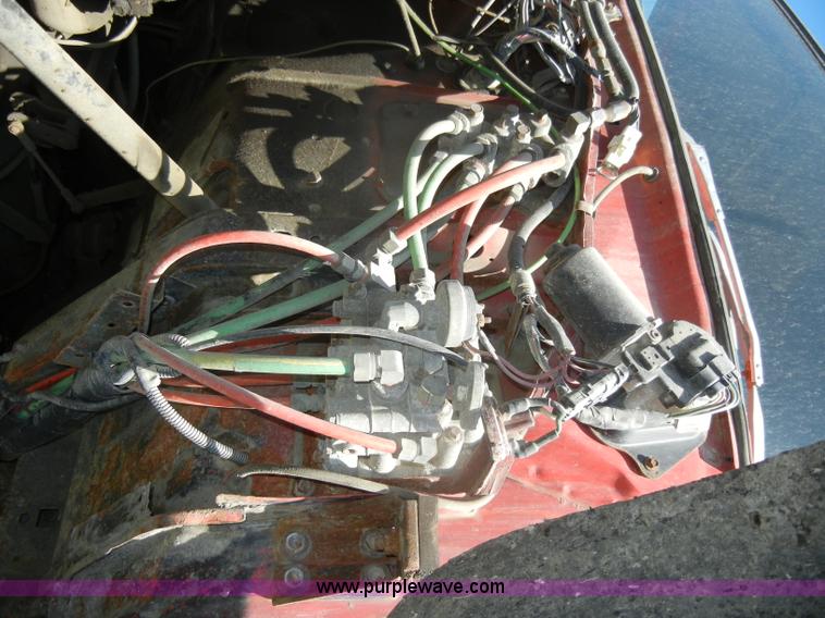 image for item D4034 1992 Ford L8000 dump truck