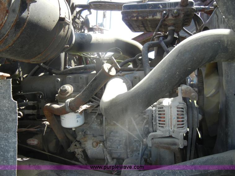 image for item D4034 1992 Ford L8000 dump truck