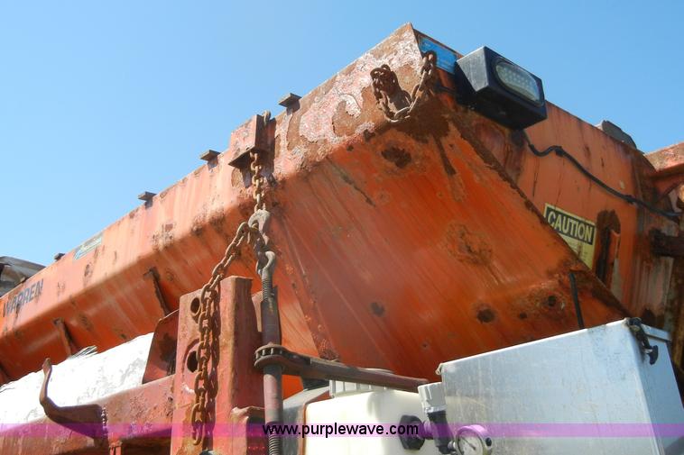 image for item D4034 1992 Ford L8000 dump truck