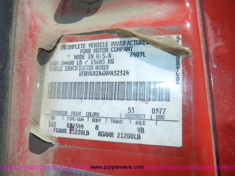 image for item D4034 1992 Ford L8000 dump truck