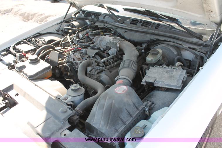 image for item D7874 2007 Ford Crown Victoria Police Interceptor