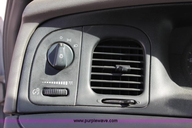 image for item D7875 2006 Ford Crown Victoria Police Interceptor