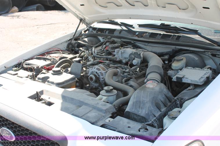 image for item D7875 2006 Ford Crown Victoria Police Interceptor