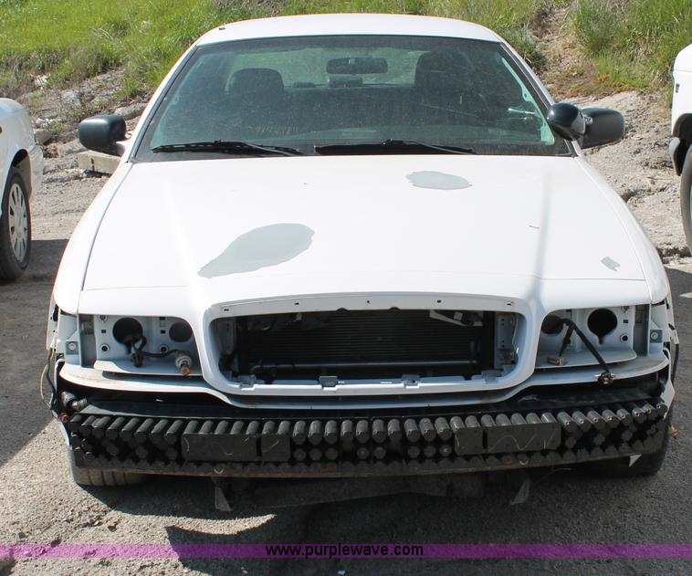 image for item D7876 2007 Ford Crown Victoria Police Interceptor