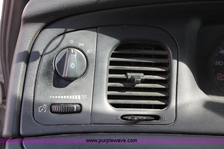 image for item D7876 2007 Ford Crown Victoria Police Interceptor