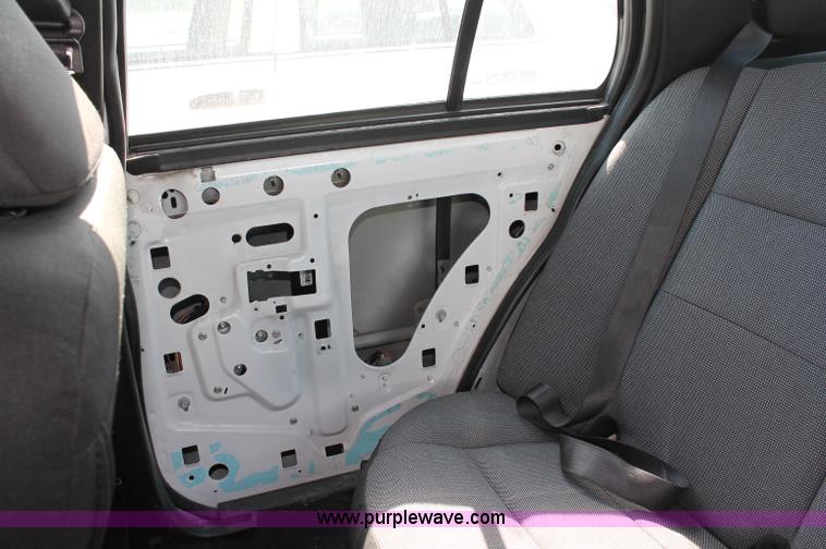 image for item D7876 2007 Ford Crown Victoria Police Interceptor