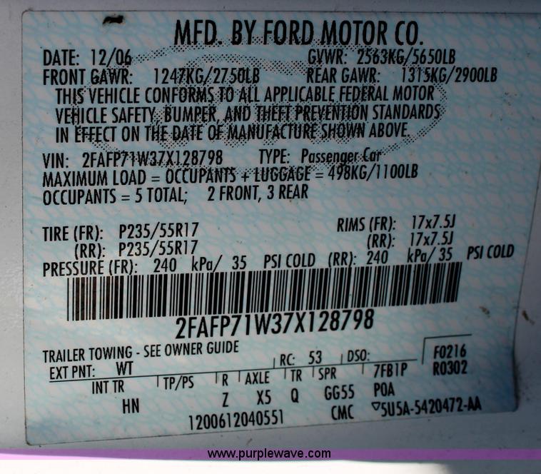 image for item D7876 2007 Ford Crown Victoria Police Interceptor