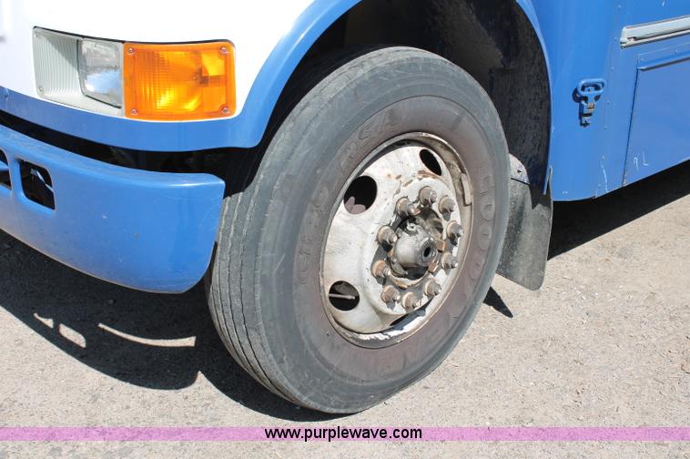 image for item D7878 1998 Thomas Navistar International 3800 T44E school bus