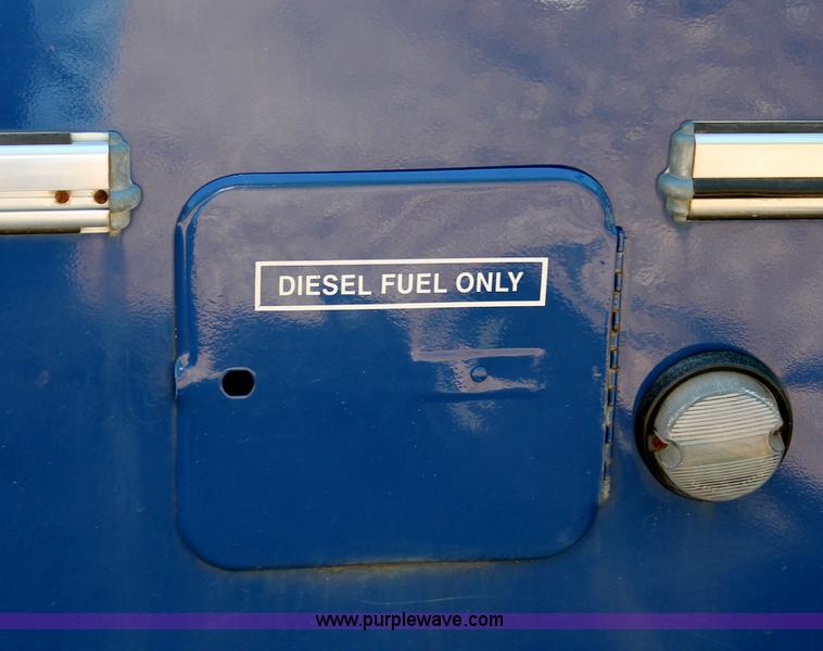 image for item D7878 1998 Thomas Navistar International 3800 T44E school bus