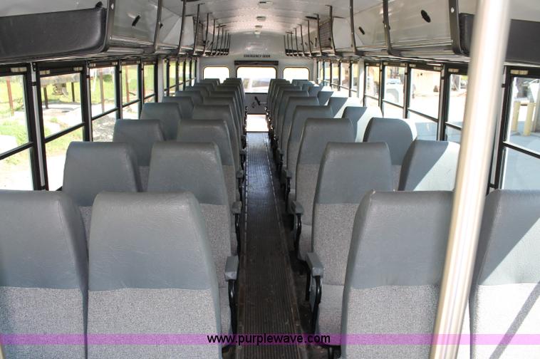 image for item D7878 1998 Thomas Navistar International 3800 T44E school bus