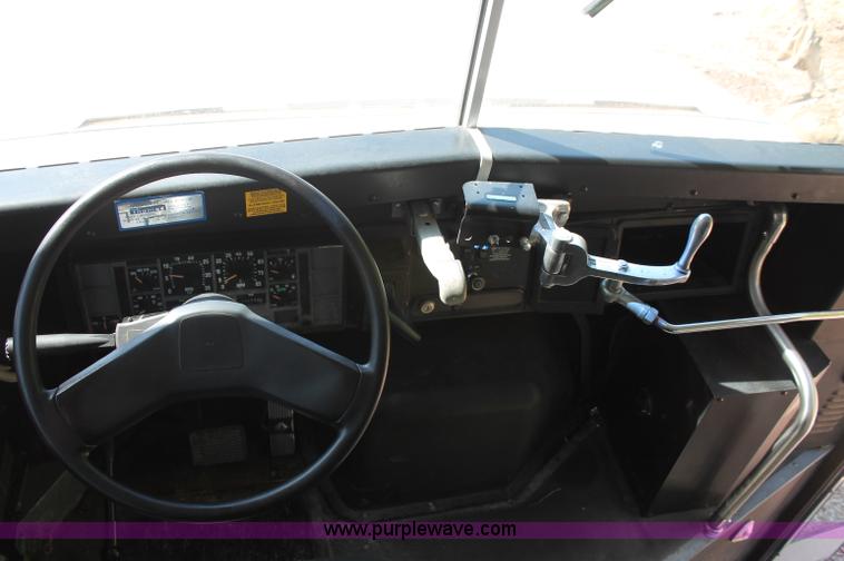 image for item D7878 1998 Thomas Navistar International 3800 T44E school bus