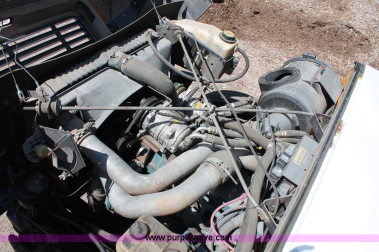 image for item D7878 1998 Thomas Navistar International 3800 T44E school bus